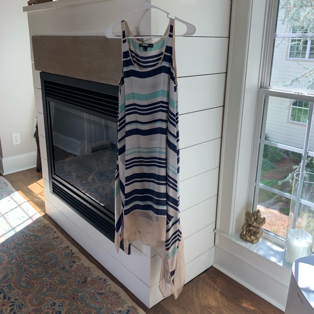 Elizabeth James Silk dress -Size Small